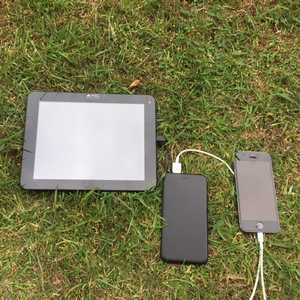 MSC Slim 5000mAh charging iPhone & Tablet