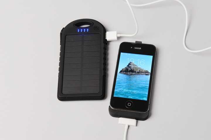 MSC Camping + Solar phone charger