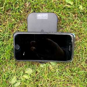 MSC Aqua Trek 10Ah QC & Qi charging iPhone