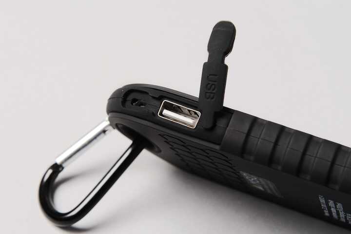 MSC Camping phone charger