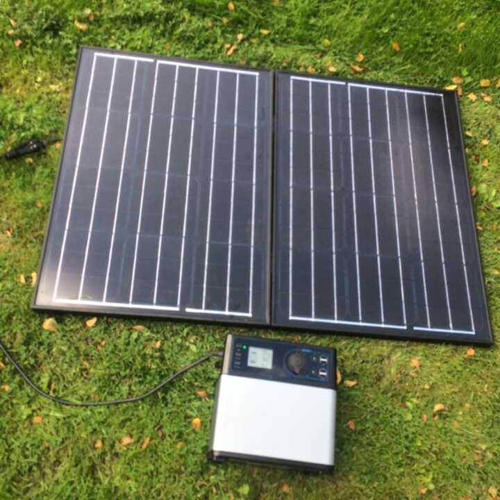 MSC 105Ah Super Power Bank and 100W Solar Panel
