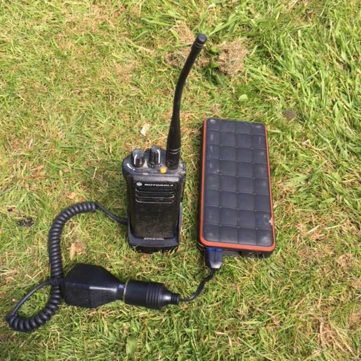 MSC Overland + charging 12v Radio