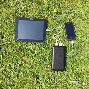 MSC Qi Wireless Solar power Bank 12Ah