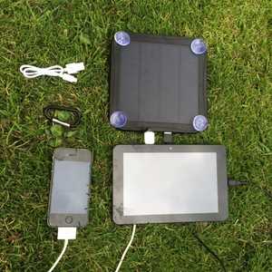 MSC Camping Solar phone & Tablet charger