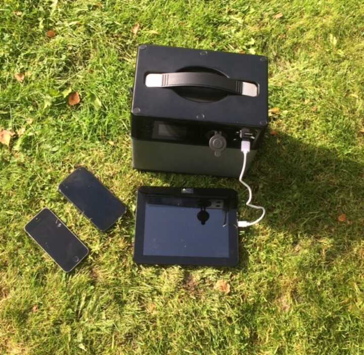 MSC 105Ah Super Power Bank charging Phones & Tablet