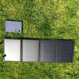 MSC 47Ah Super Power Bank and 40W Solar Panel MSC 47Ah Super Power Bank and 40W Solar Panel