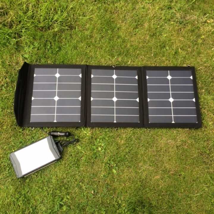 MSC 52Ah Super Power Bank & MSC 45W Solar Panel