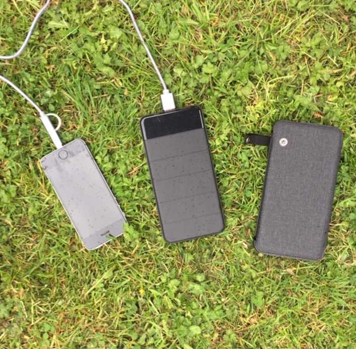 MSC Travel 10Ah Solar phone charger
