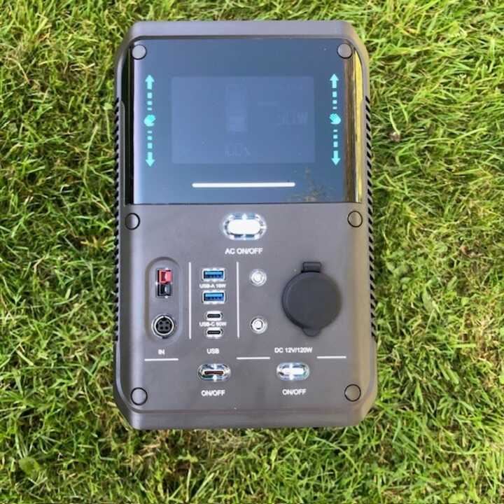 MSC LiFePO4 Portable power station 1380Wh Display