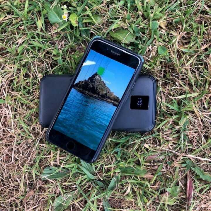 MSC Qi & QC 20Ah charging iPhone