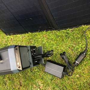 MSC 90w ETFE panel running MSC 345W Super Power Bank 2 MSC 90w ETFE panel running MSC 345W Super Power Bank 2