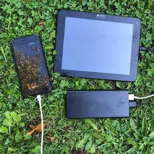 MSC 10Ah QC charging iPhone & Tablet MSC 10Ah QC charging iPhone & Tablet