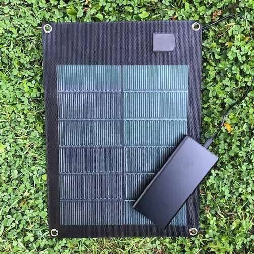MSC 10Ah QC  & 8W Expedition Solar MSC 10Ah & 8W Expedition Solar