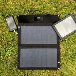 MSC Expedition 14W CIGS Ultra Light 5V Dual USB Folding Solar Charger 