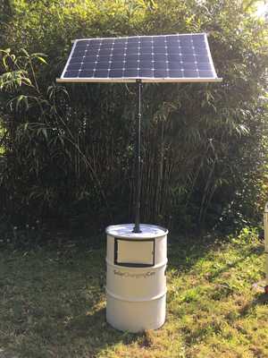 Solar Charging Can 